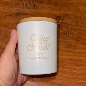 White and Gold Scented Candle